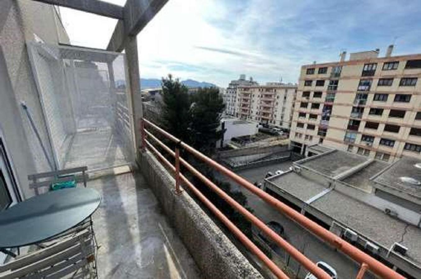 Beau Studio , Ensoleille, Wifi, Etage 5 Ascenceur Διαμέρισμα Μασσαλία Εξωτερικό φωτογραφία